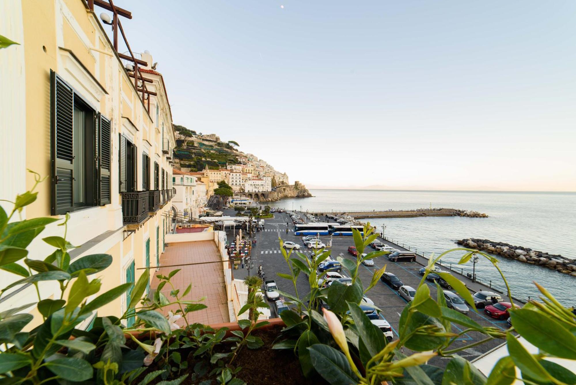 Palazzo Vitagliano Amalfi Buitenkant foto